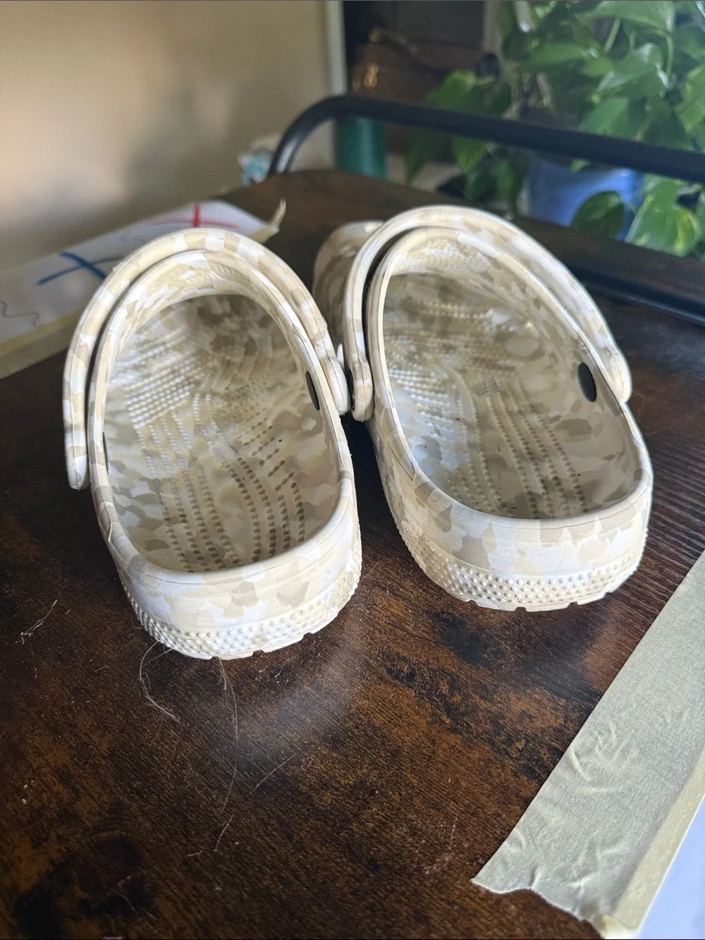CROCS Kids Beige Camo Classic Clog